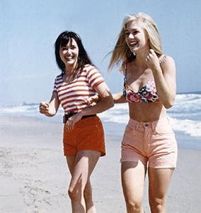 Posted by Catt James at 5:39 PM...